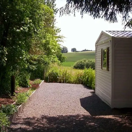 Ihr Wohlfuhlurlaub In Der Vulkaneifel. Durchatmen Auf Dem Ferienhof Thommes. Konukevi 3*