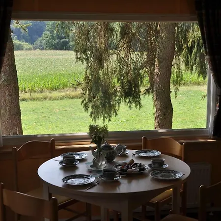 Konukevi Ihr Wohlfuhlurlaub In Der Vulkaneifel. Durchatmen Auf Dem Ferienhof Thommes. 3*