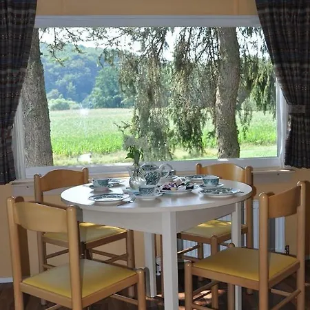 Ihr Wohlfuhlurlaub In Der Vulkaneifel. Durchatmen Auf Dem Ferienhof Thommes. Guest house